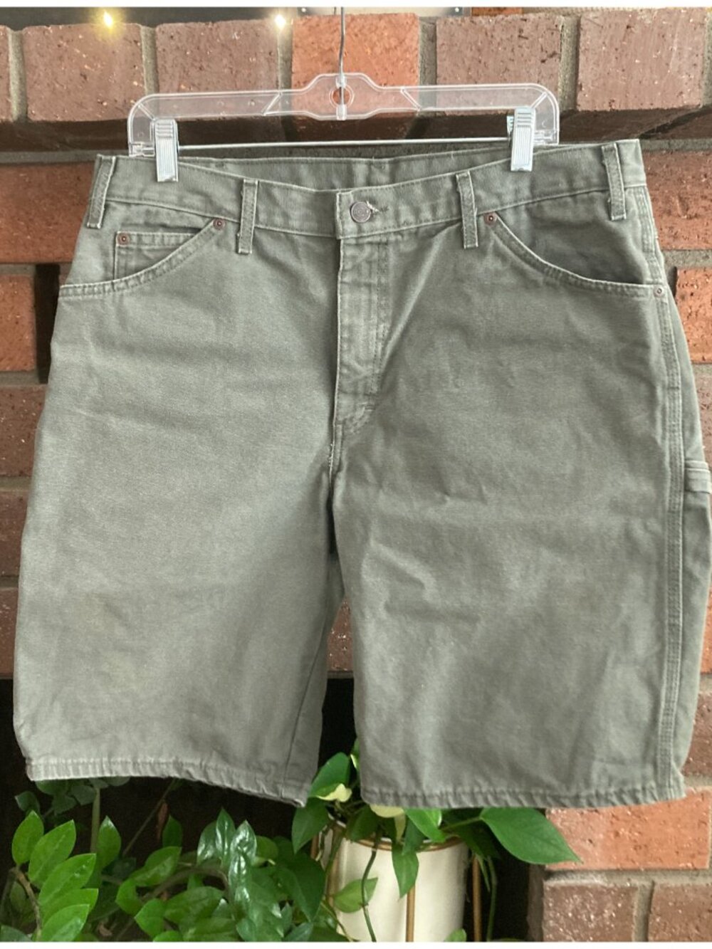 Men's Dickies / Vintage Carpenter Shorts / Size 36 / Olive